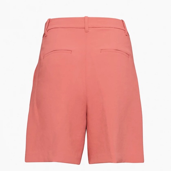 NWT Aritzia Wilfred Effortless Shorts 7” - Picture 9 of 14